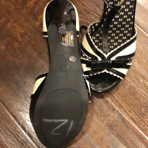 Jessica Simpson heels - Picture 3 of 8